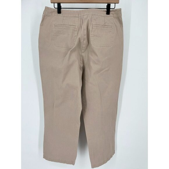 Additions by Chicos Ladies Khaki Twill Pants Size 12 Short Pants - Picture 6 of 15